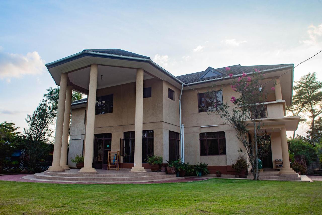 White House Of Tanzania Hostel Arusha Kültér fotó